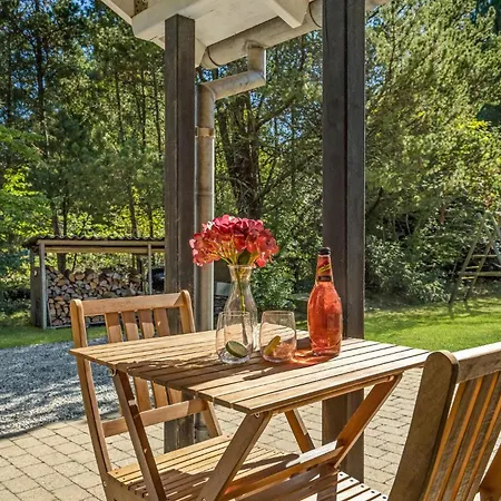 Дом отдыха Beach Front Home In Veslos With Sauna *
